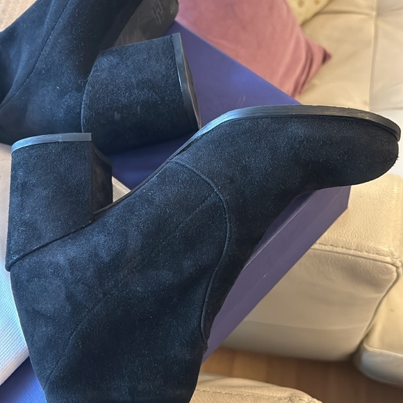 Stuart Weitzman Tieland black suede over the knee boots 6 - Picture 11 of 14